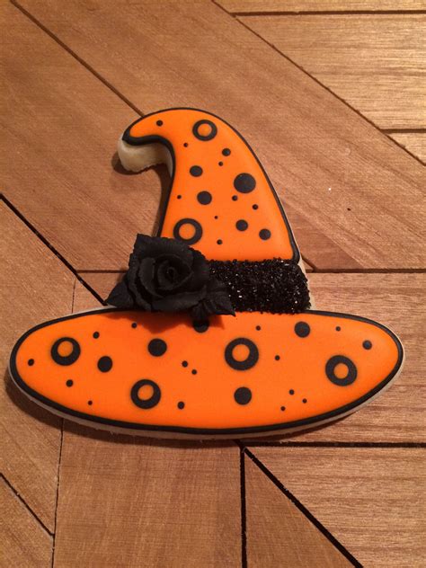 Witch hat cookie cuyter